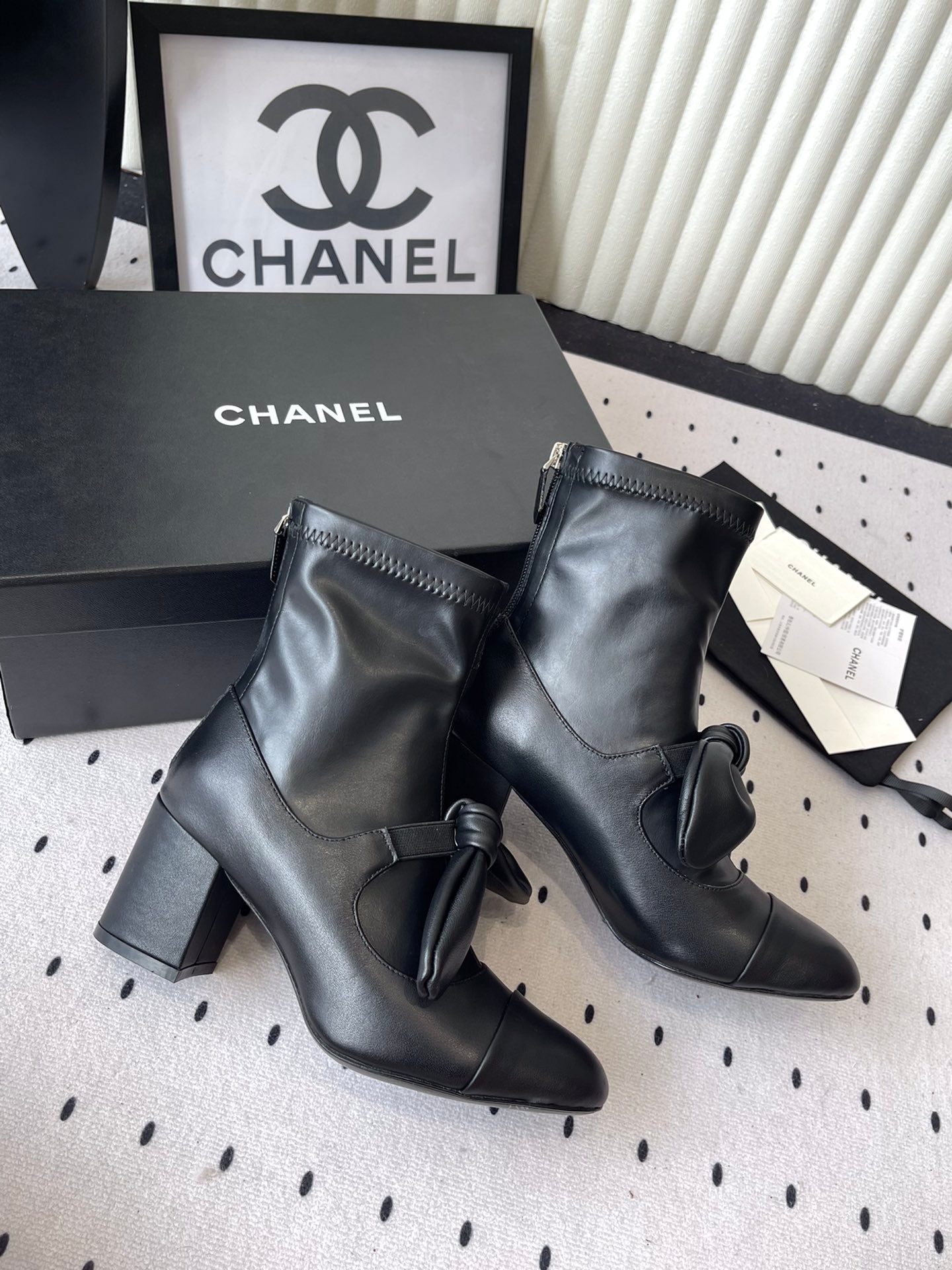 Chanel 2025 Sonbahar/Kış Koleksiyonu – Mary Jane Deri Ayakkabı