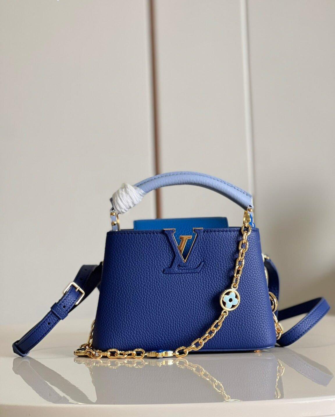 Louis Vuitton Capucines Mini El Çantası Mavi - Glimmer of Luxury