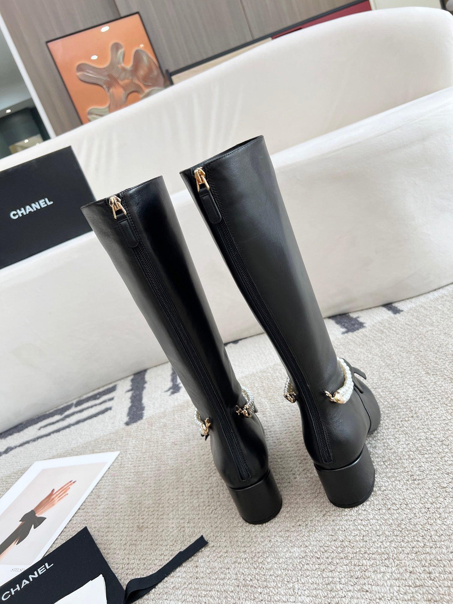Chanel S24 Uzun Deri Botlar - Glimmer of Luxury