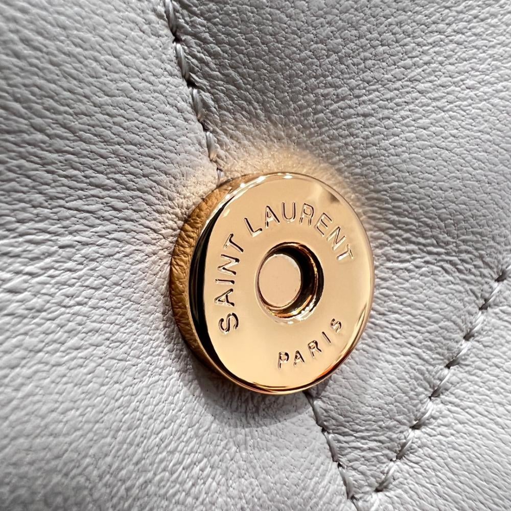 Saint Laurent Puffer Omuz Çantaları - Glimmer of Luxury