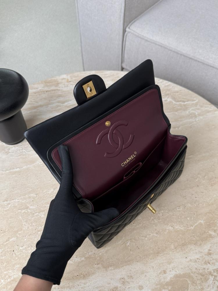 Chanel 2025/26 Soft Quilted Lambskin Maxi Single Flap Bag 