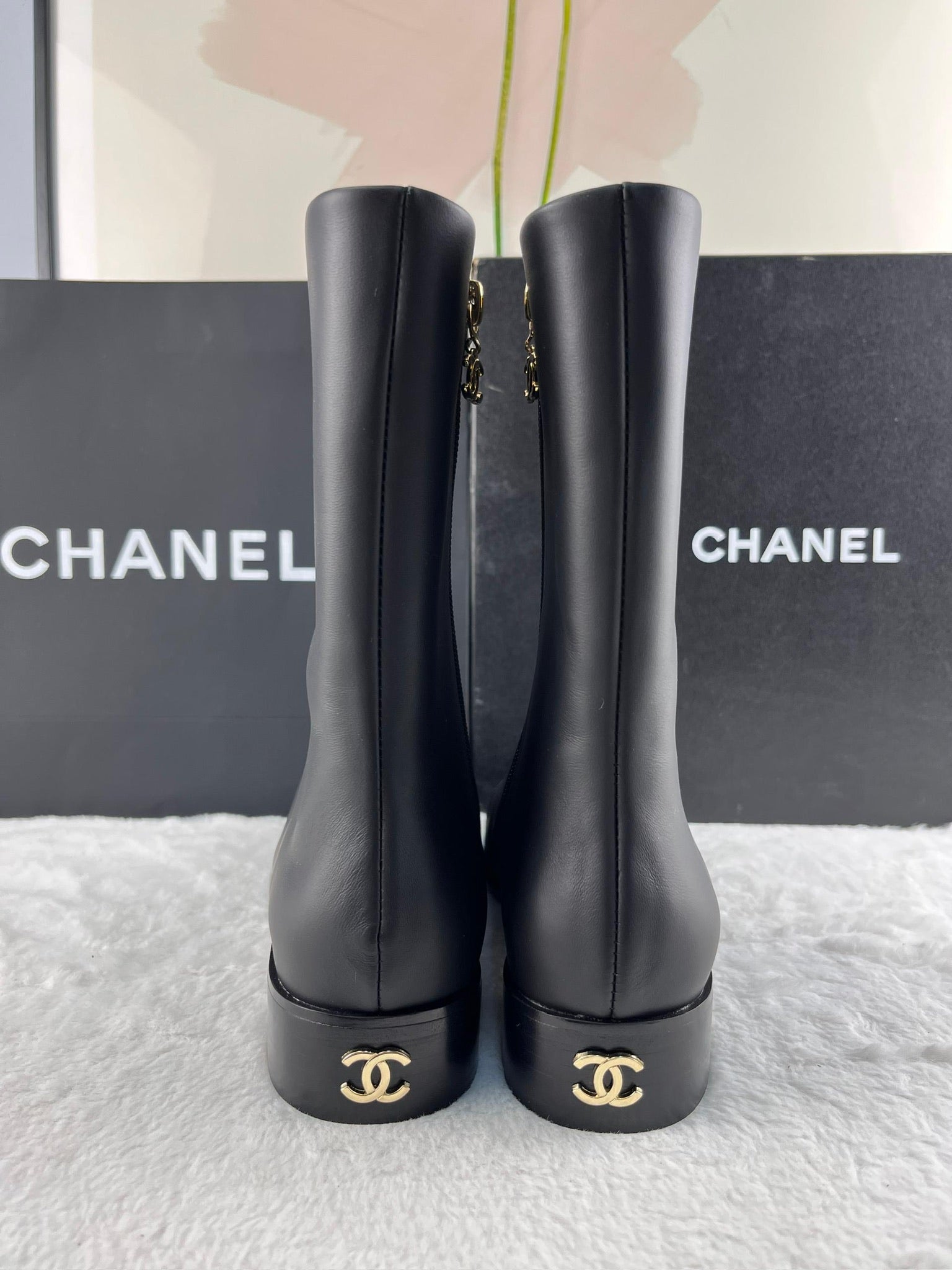 S24 Kısa Botlar - Glimmer of Luxury