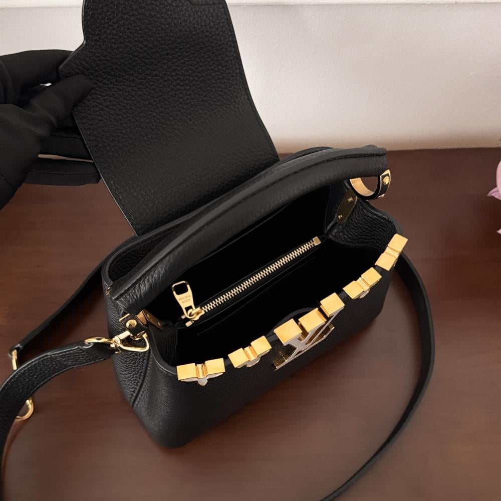 LV M56669 Capucines Mini