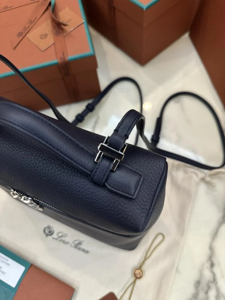 Loro Piana 23.5 Extra Pocket