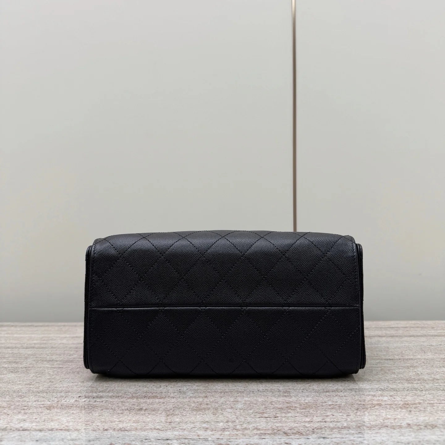 Chanel 25C Orta Boy Hobo Çanta - Glimmer of Luxury