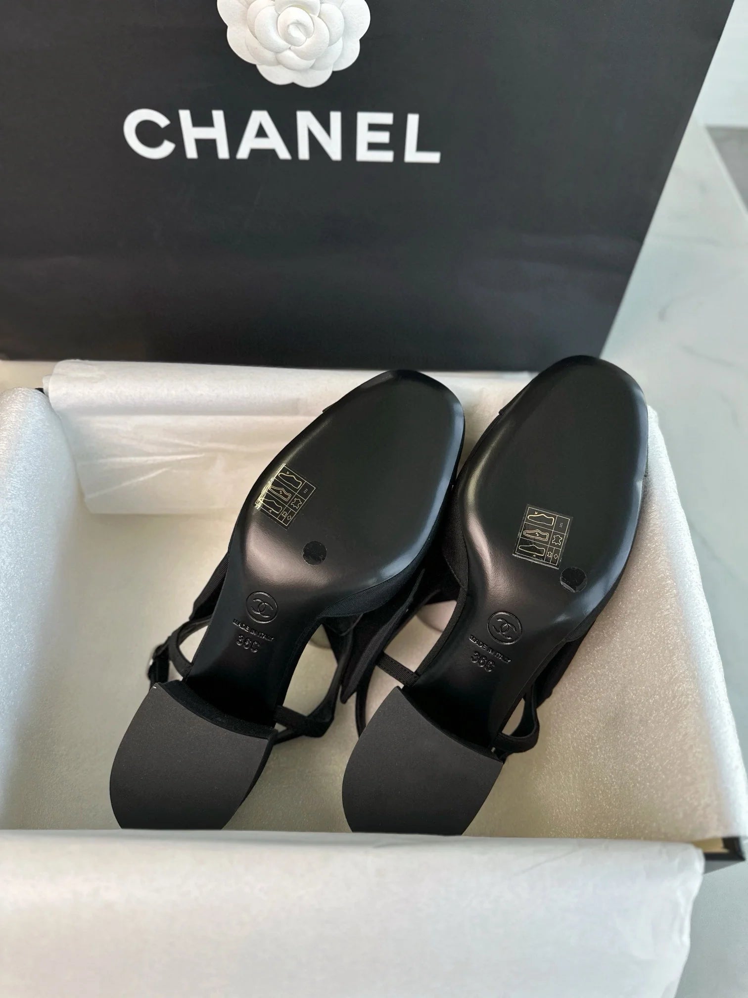 24S Sandalet - Glimmer of Luxury