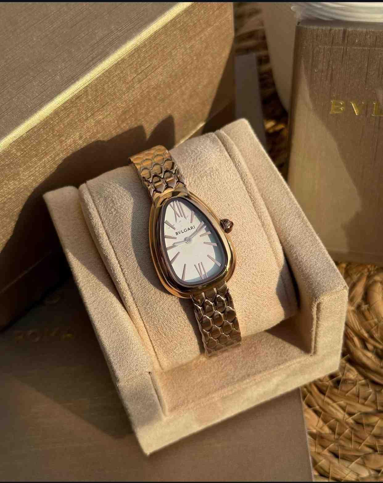 Bvlgari Serpenti Seduttori 33mm Bayan Saat - Glimmer of Luxury