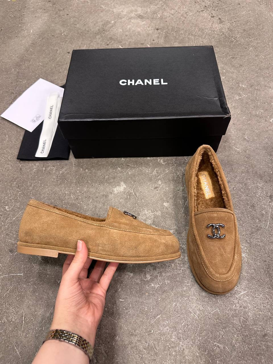 Chanel S24 Kürklü Mokasen - Glimmer of Luxury