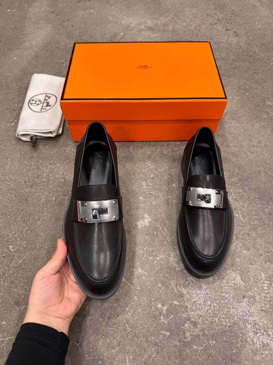 Hermès Sıcak Loafer - Glimmer of Luxury