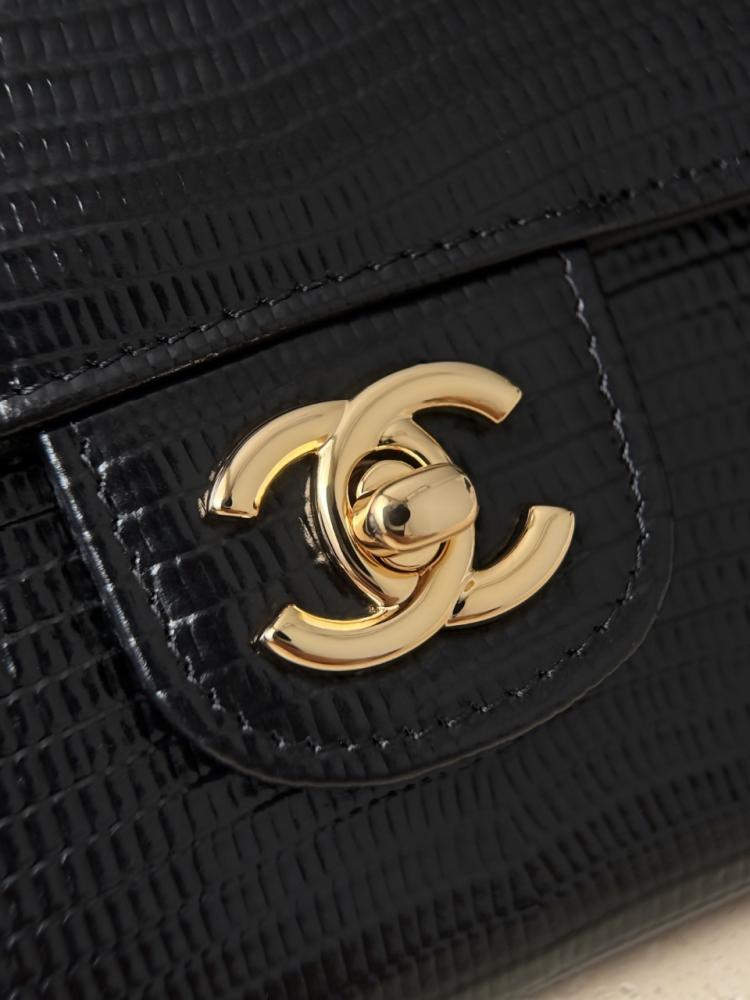 Chanel Kertenkele Derisi Desenli Uzun Üstten Saplı El Çantası