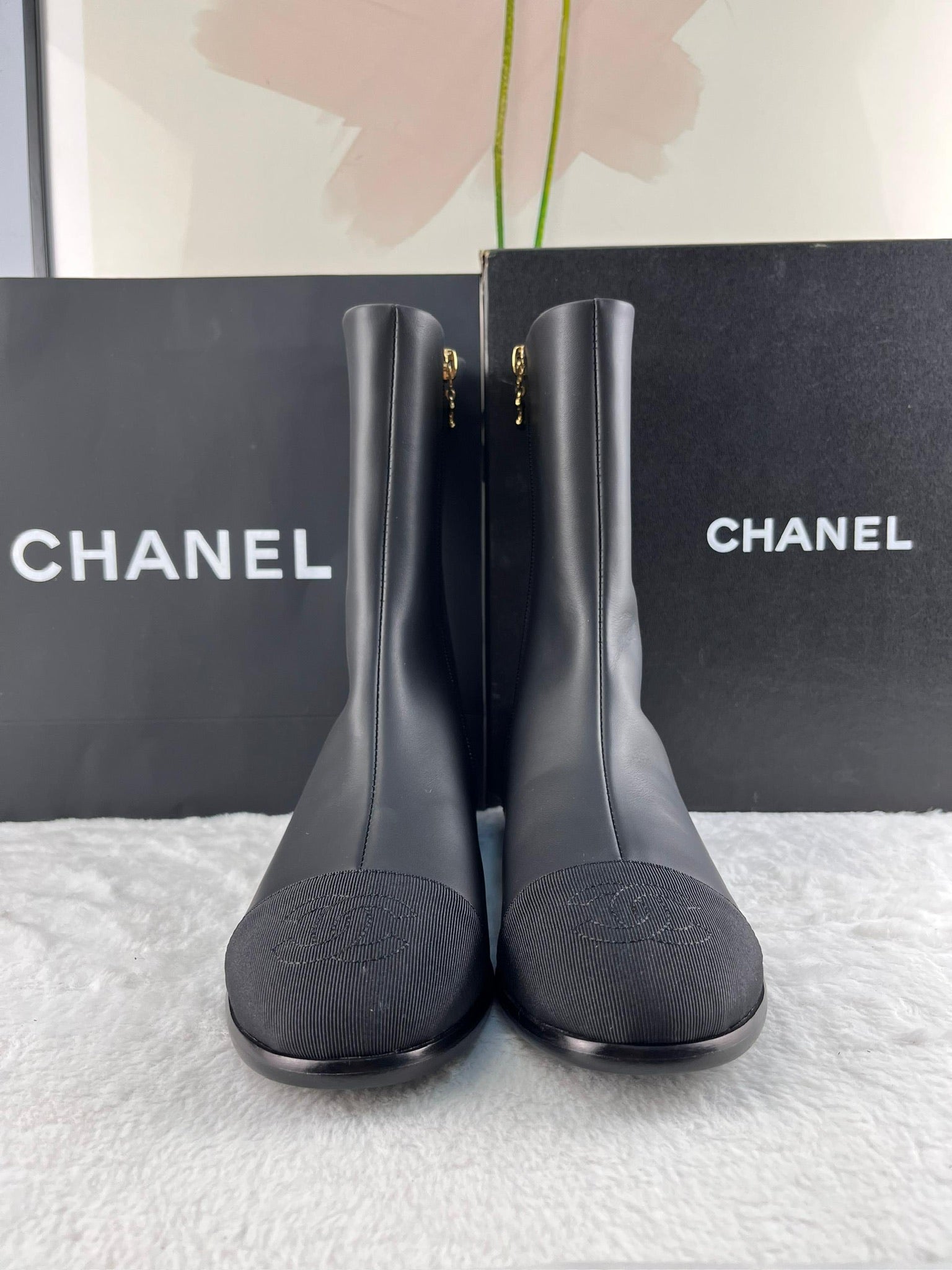 S24 Kısa Botlar - Glimmer of Luxury