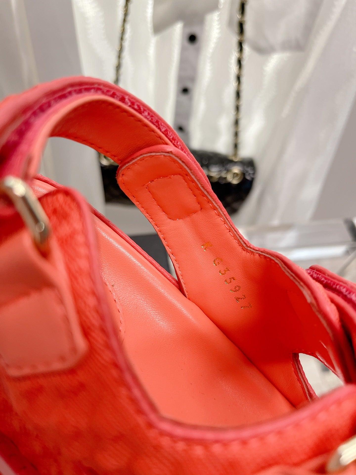 Chanel Koyu Pembe Örme Kumaş Baba Sandalet - Glimmer of Luxury