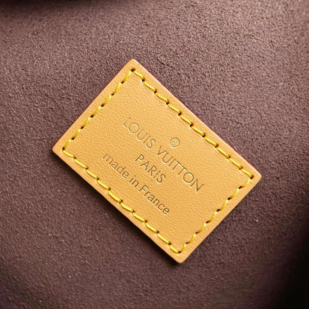 Yan Bagaj - Glimmer of Luxury