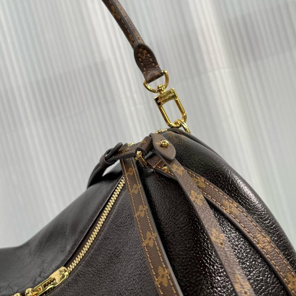Louis Vuitton – Express MM (Black Monogram)