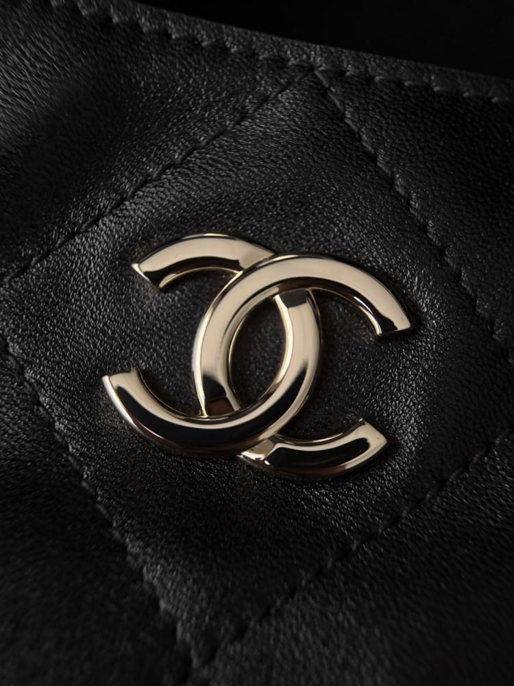 Chanel S26 Maxi Messenger Bag