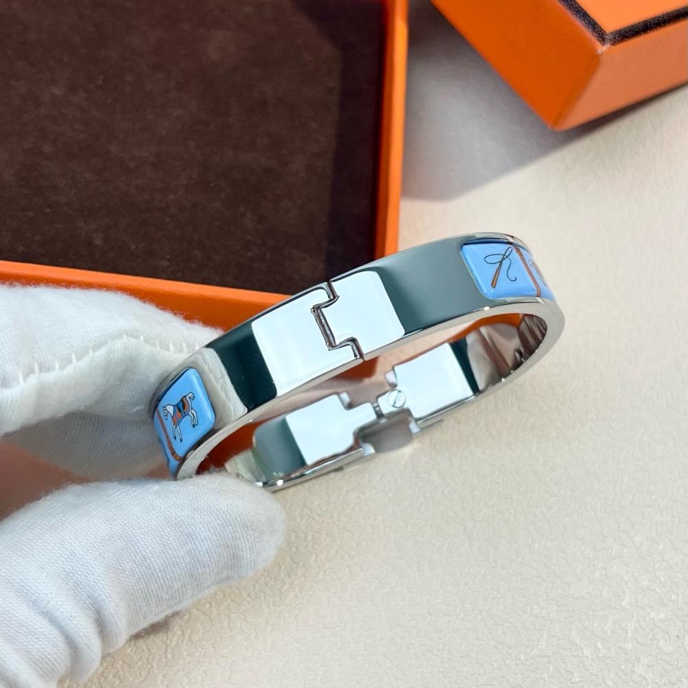 Hermès Clic H Bracelet – Ride Collection