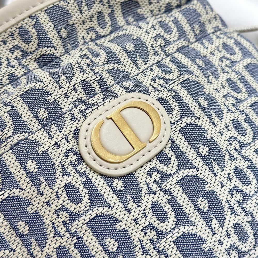 Dior 30 Montaigne Mini Lace-Up Bucket Bag