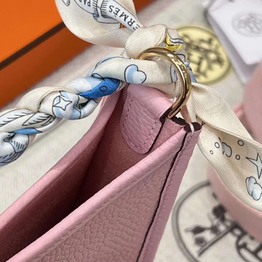 Hermès Evelyne 16cm Togo Leather Shoulder Bag