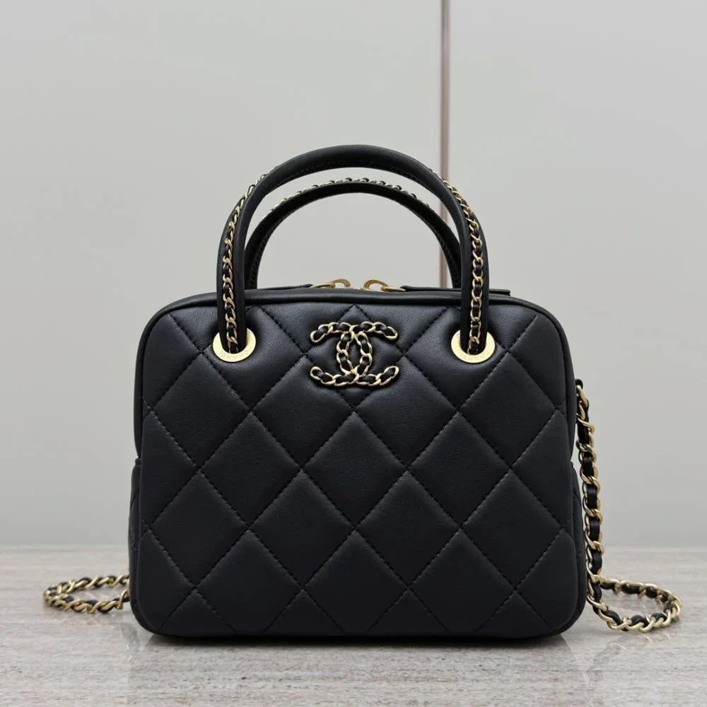 Chanel 25C Bowling Çanta - Glimmer of Luxury