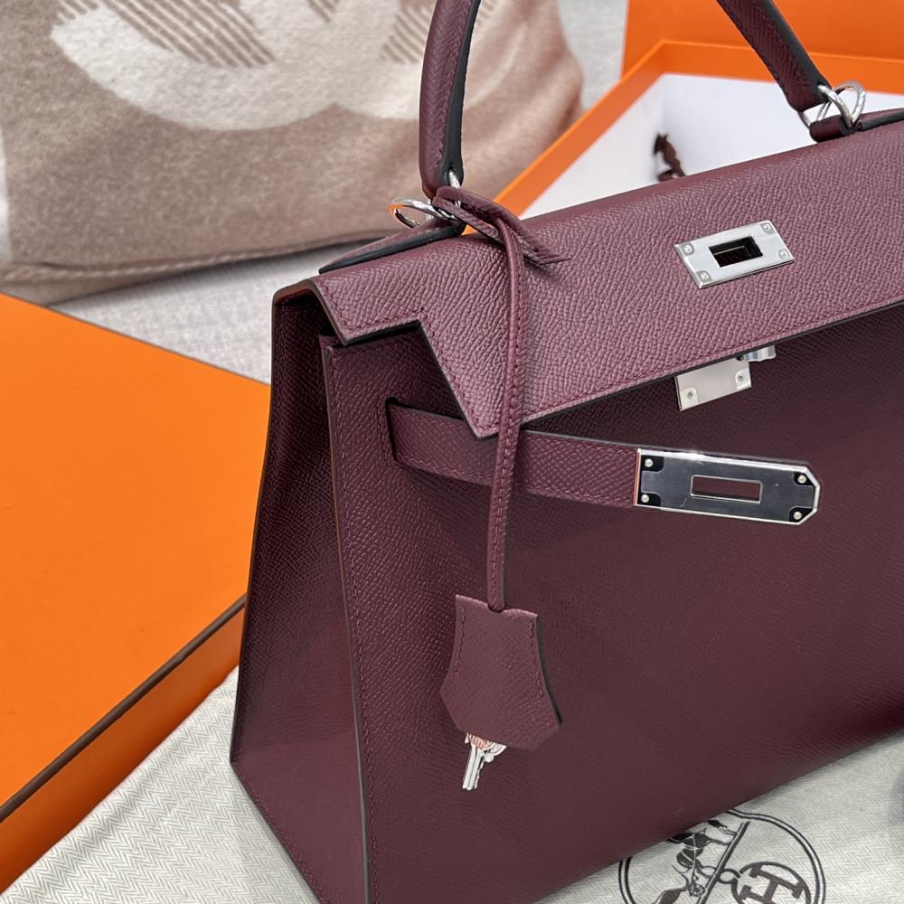 Hermès Kelly 25 Epsom Leather Horseshoe Stamp (HSS) Two-Tone Trench Coat with Palladium Hardware and Black (PHW)