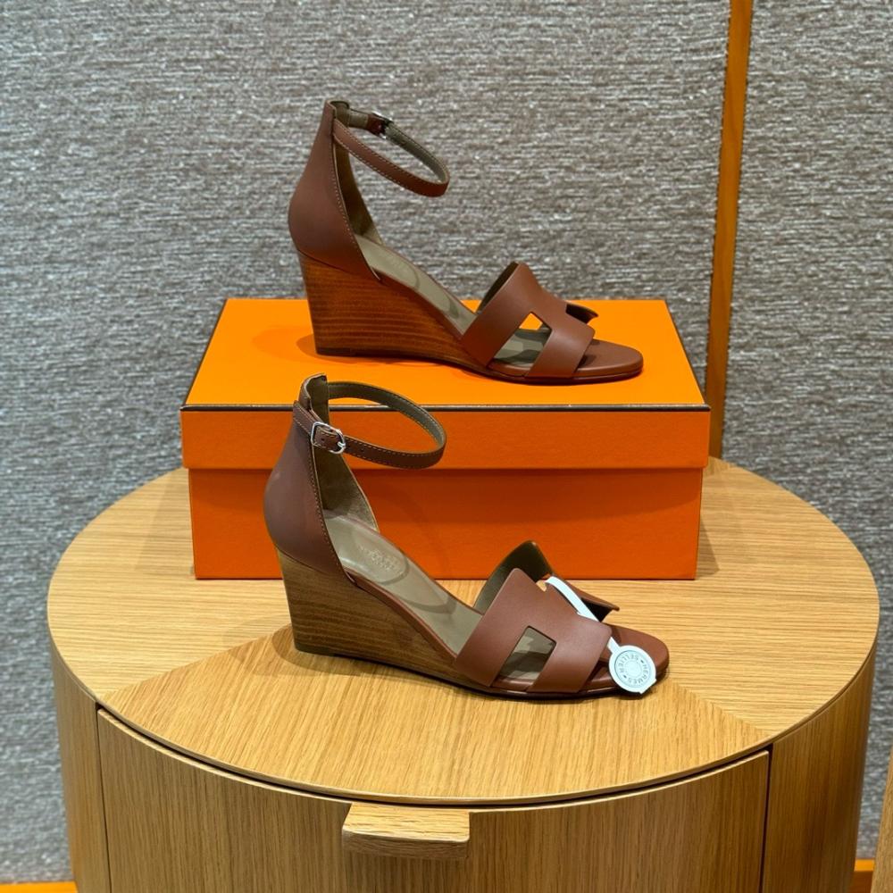 Hermès Oasis Sandals Black &amp; Argent Grey