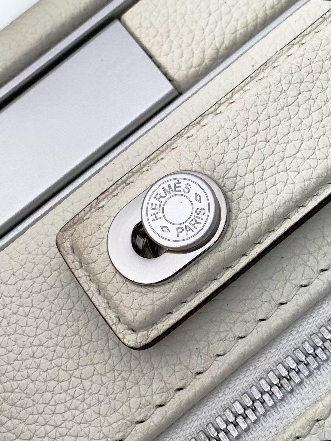 Hermès Beyaz Regate R.M.S. Rolling Mobility Togo Deri Valiz - Glimmer of Luxury