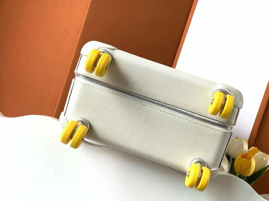 Hermès Beyaz Regate R.M.S. Rolling Mobility Togo Deri Valiz - Glimmer of Luxury