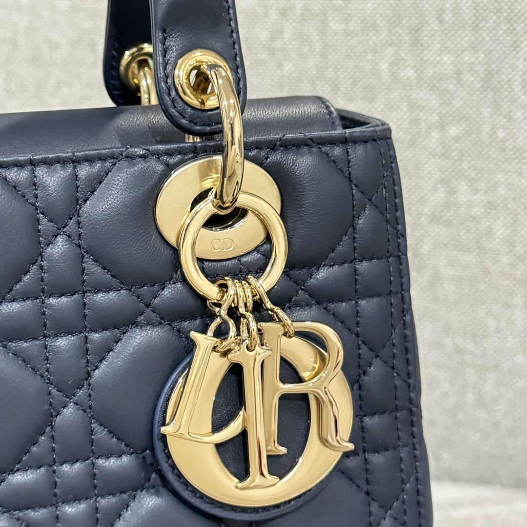Lady Dior 24 Koyu Mavi - Glimmer of Luxury
