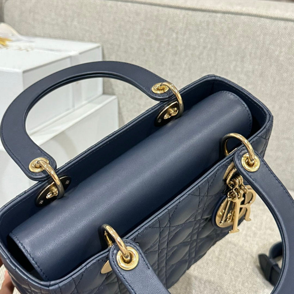 Lady Dior 24 Koyu Mavi - Glimmer of Luxury