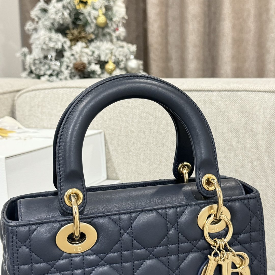 Lady Dior 24 Koyu Mavi - Glimmer of Luxury