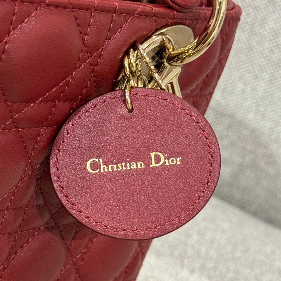 Lady Dior 24 Bordo - Glimmer of Luxury