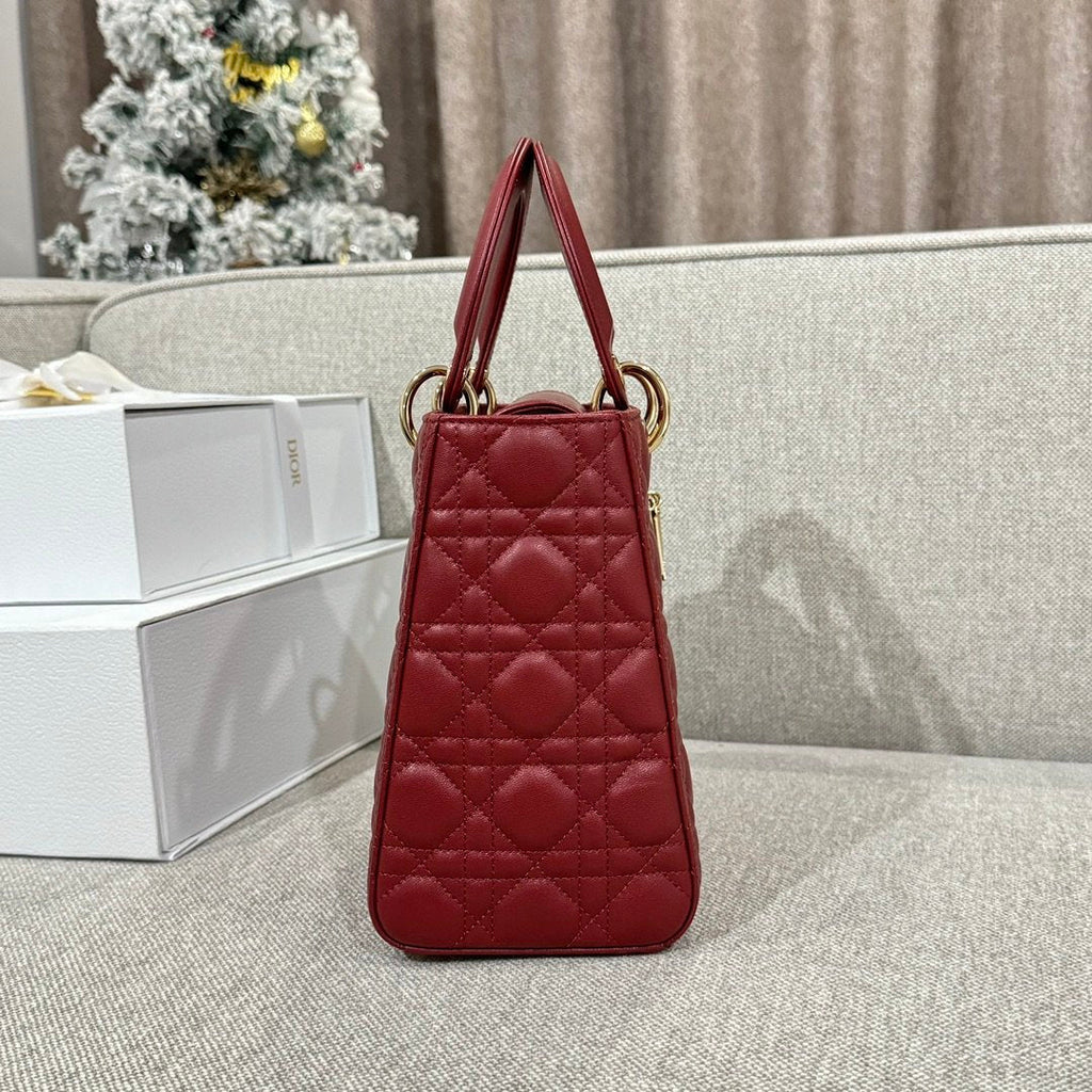 Lady Dior 24 Bordo - Glimmer of Luxury