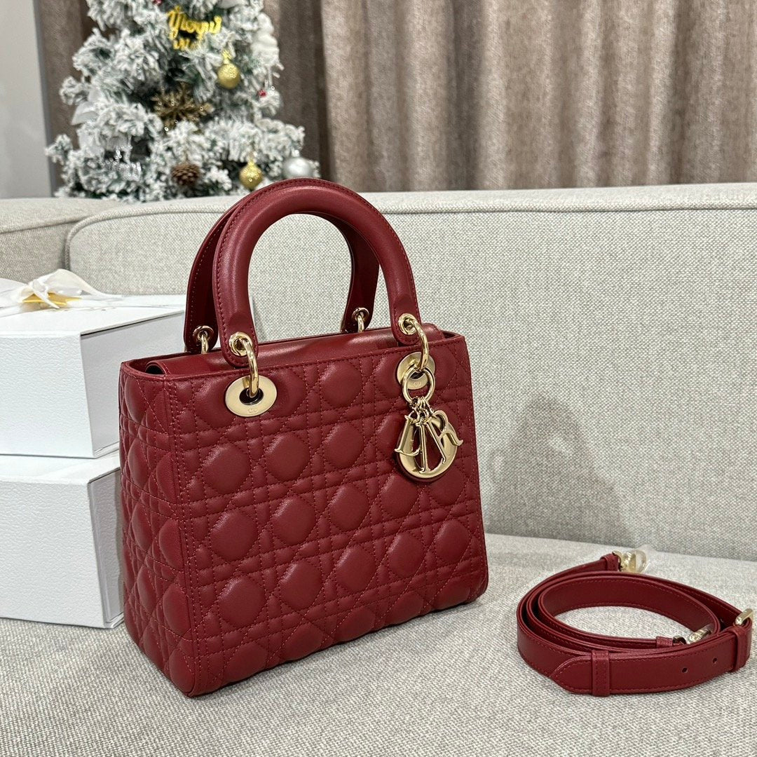 Lady Dior 24 Bordo - Glimmer of Luxury