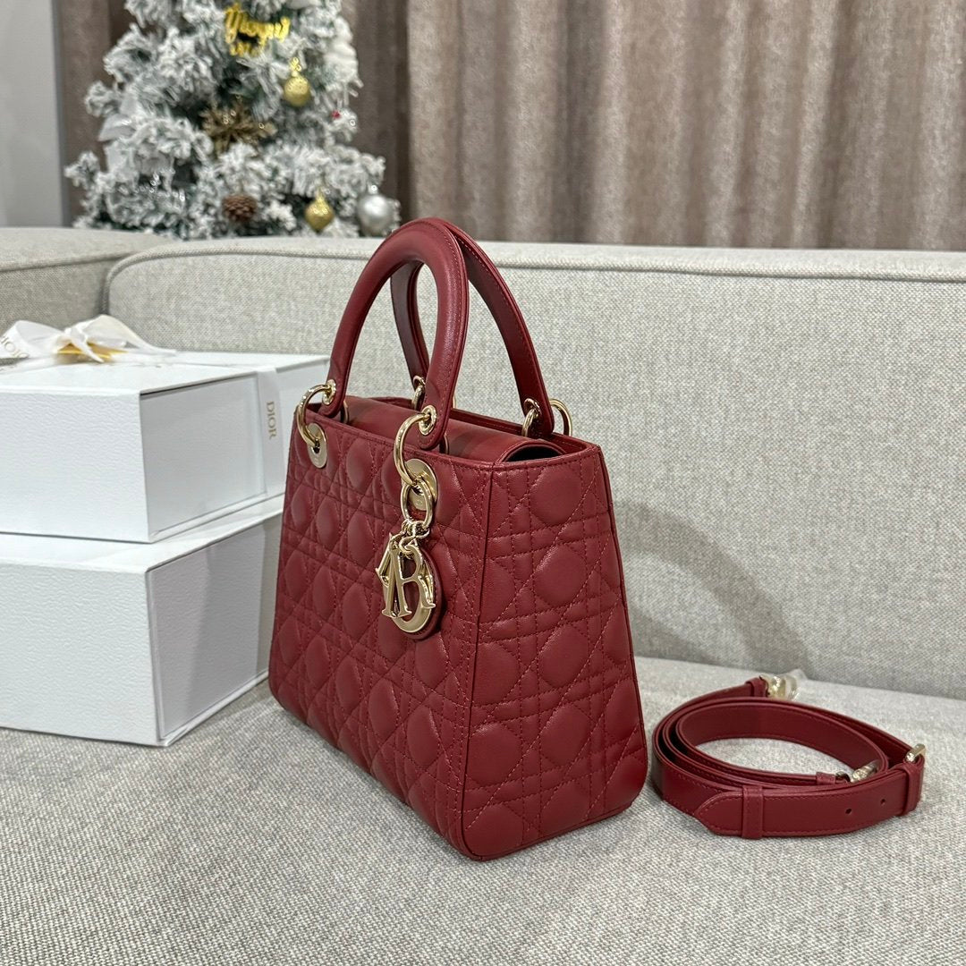 Lady Dior 24 Bordo - Glimmer of Luxury