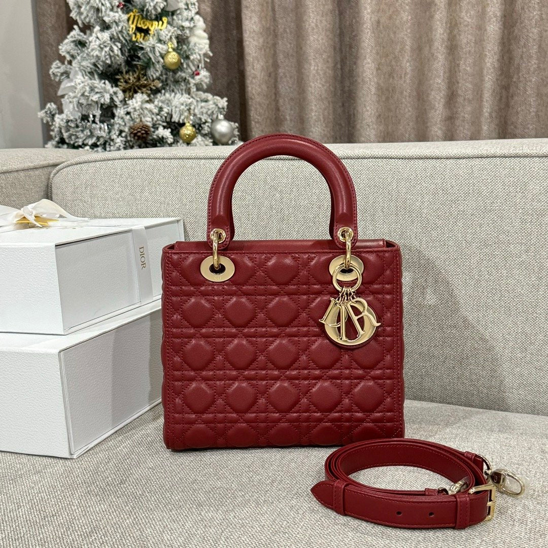 Lady Dior 24 Bordo - Glimmer of Luxury