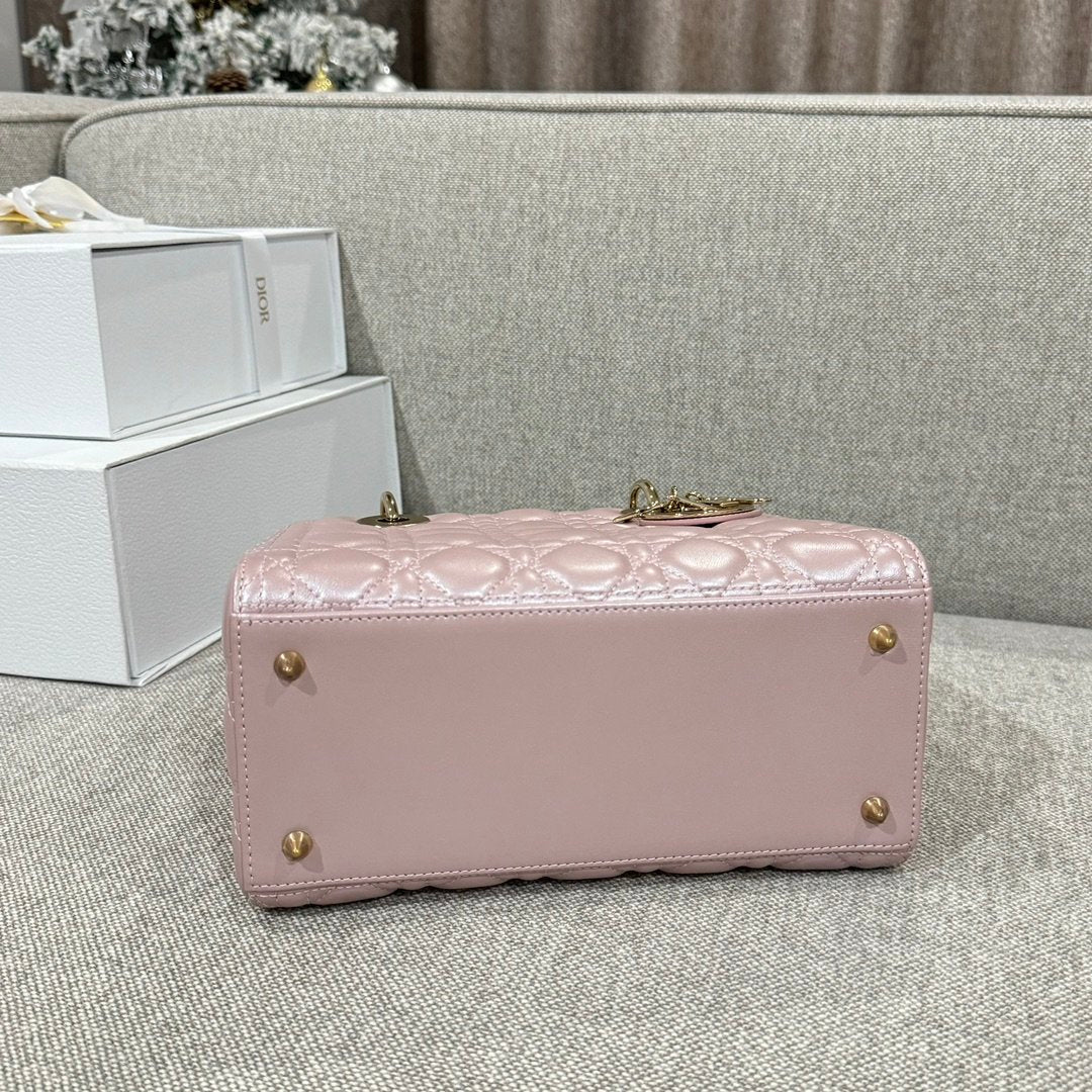 Lady Dior 24 İnci Tozu - Glimmer of Luxury