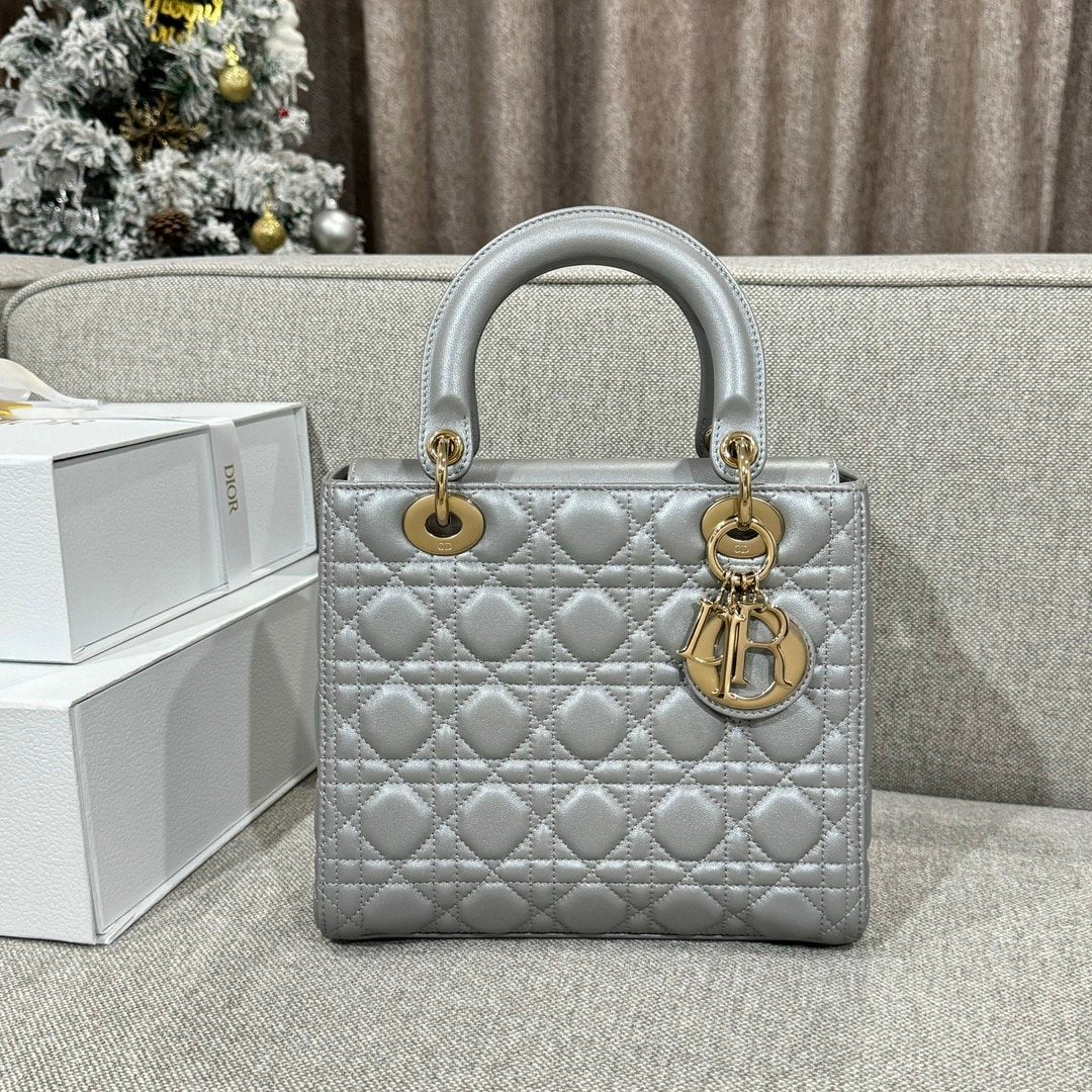 Lady Dior 24 İnci Gri - Glimmer of Luxury