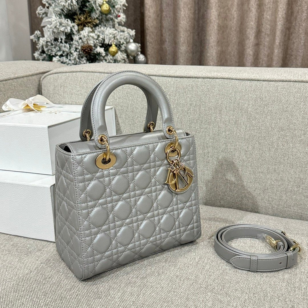 Lady Dior 24 İnci Gri - Glimmer of Luxury