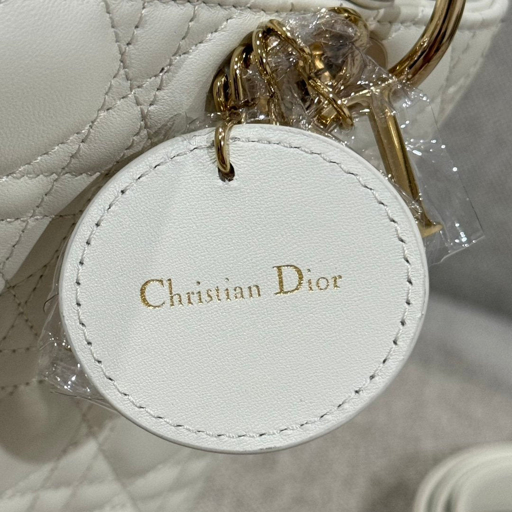 Lady Dior 24 Koyun Derisi Bej - Glimmer of Luxury