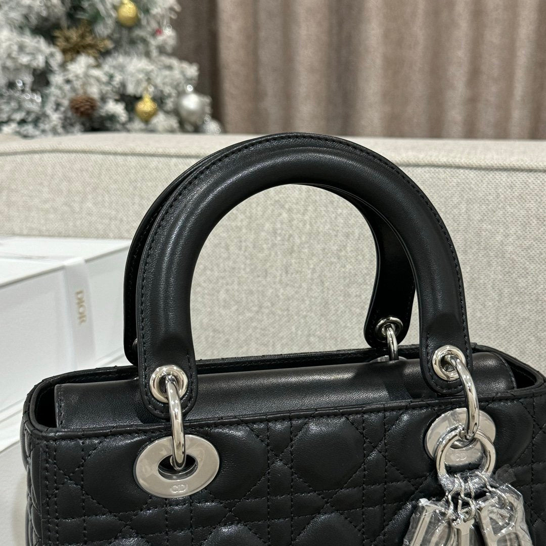 Lady Dior 24 Koyun Siyah Gümüş - Glimmer of Luxury