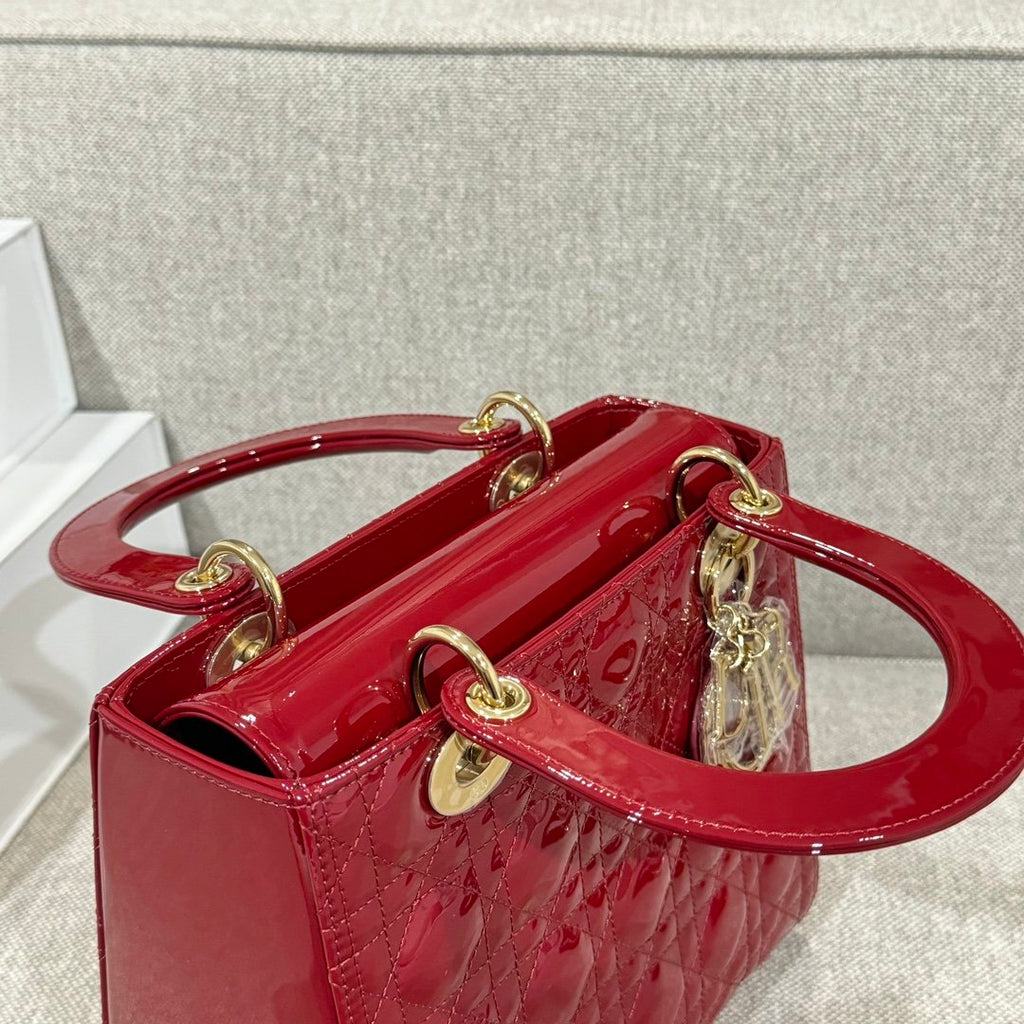 Dior Lady Orta Boy 24 Lak Şarap Kırmızısı - Glimmer of Luxury