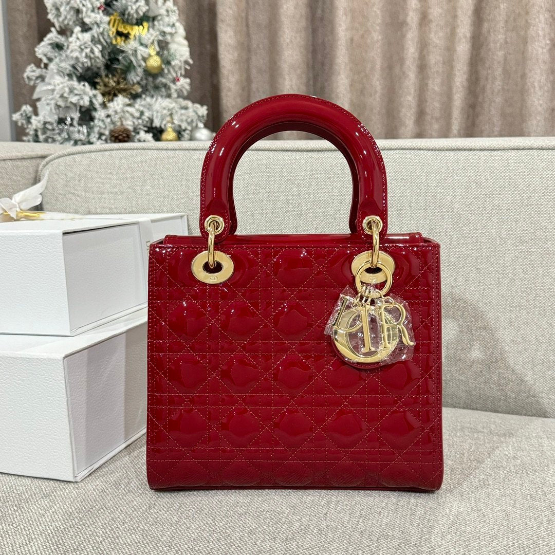 Dior Lady Orta Boy 24 Lak Şarap Kırmızısı - Glimmer of Luxury