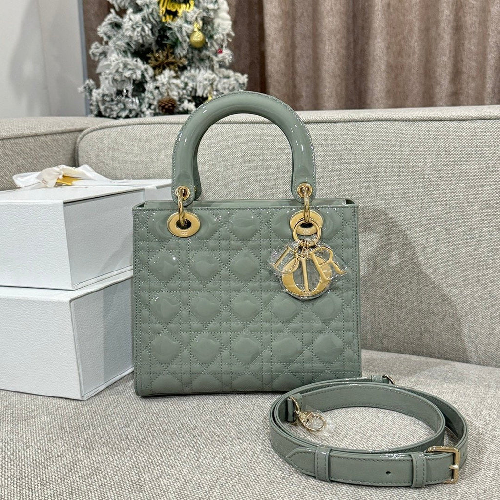 Dior Lady Orta Boy 24 Patent Deri Fil Grisi - Glimmer of Luxury