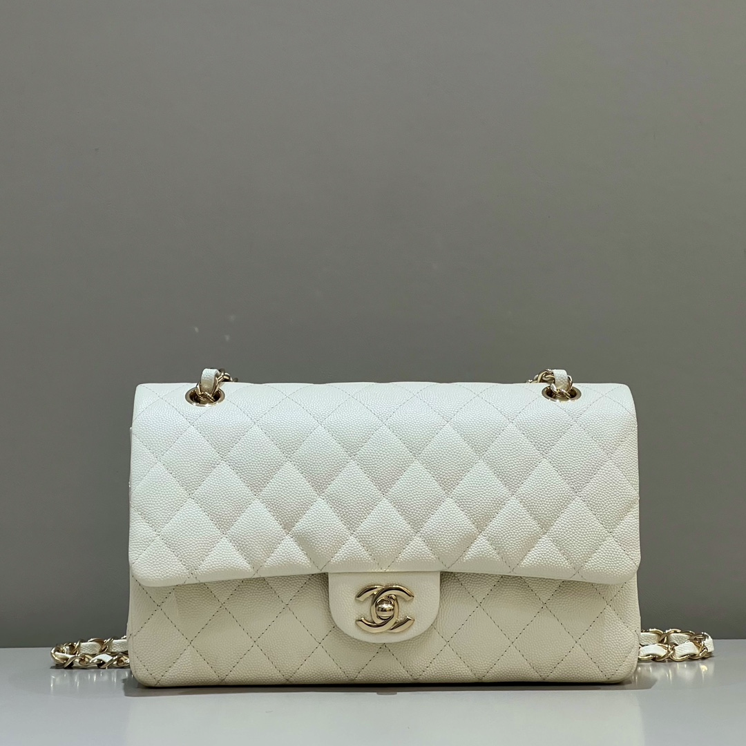 Chanel Sonbahar Kış 2024/25 Klasik 11.12 Çanta - Glimmer of Luxury