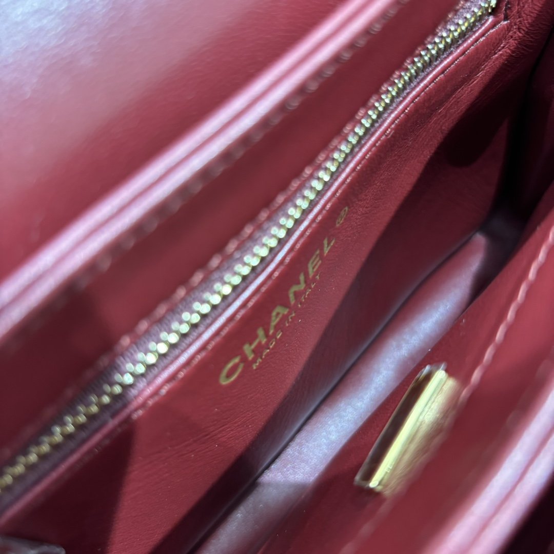 Chanel Trendy 2025 Küçük Kuzu Derisi GHW - Glimmer of Luxury