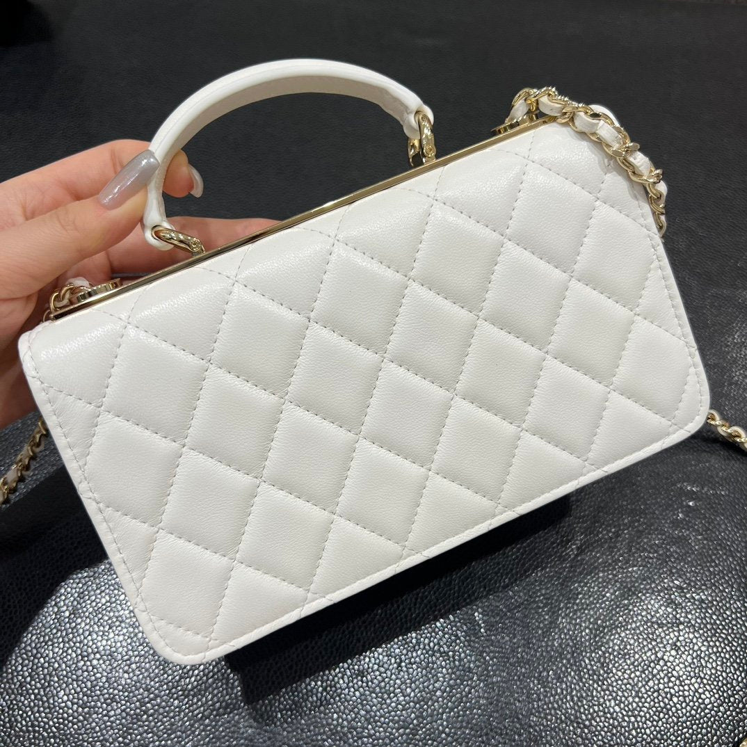 Chanel Üstten Saplı Mini Kapaklı Çanta - Glimmer of Luxury