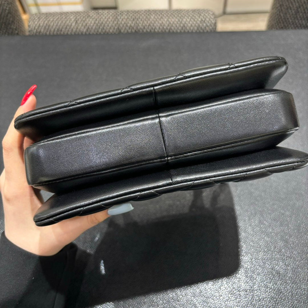 Chanel Trendy 2025 Küçük Kuzu Derisi GHW - Glimmer of Luxury
