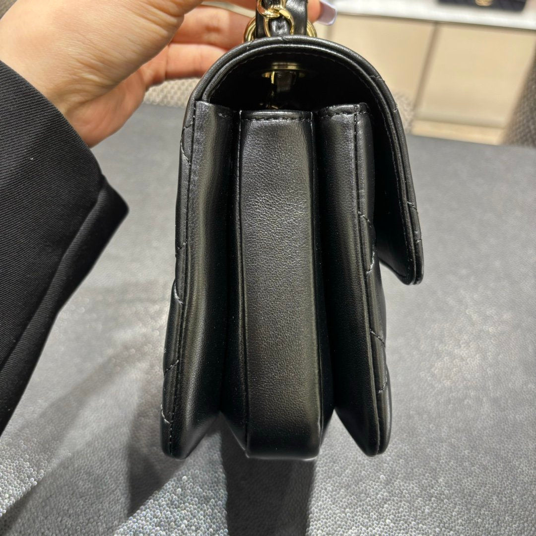 Chanel Trendy 2025 Küçük Kuzu Derisi GHW - Glimmer of Luxury