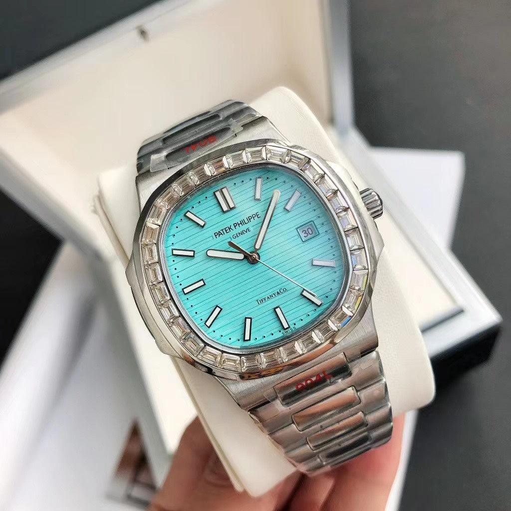 Patek Philippe Nautilus Saat - Glimmer of Luxury