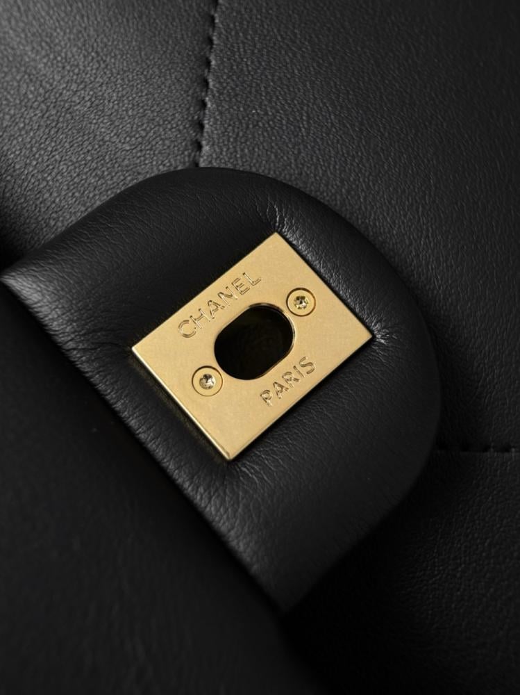 Chanel 25K Hippie Hobo Maxi Bag – Shiny Calfskin